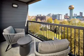 Cumberland House Knoxville, Tapestry Collection by Hilton - Vue de la chambre