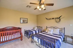 Grand Bellville Estate at 'clear Creek Ranch' - Rom