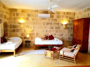 Panoramic Farmhouse - Room