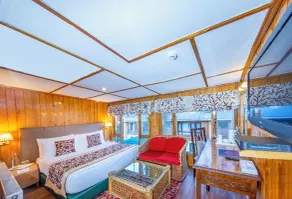 hotel gulmarg hills - Room