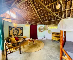 Kameleon Blue Arts Lodge - Room