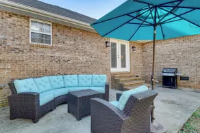 Near Tims Ford Lake: Peaceful Retreat w/ Patio - Innvendig