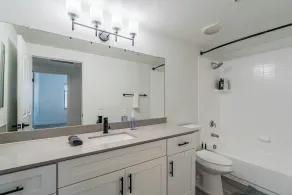 Upscale Stay w Heated Pool 8mins to ASU - Badezimmer