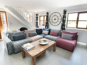 Woodstock Lodge - Interior