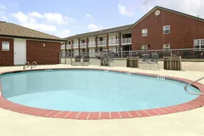 Rodeway Inn Beebe - Pool