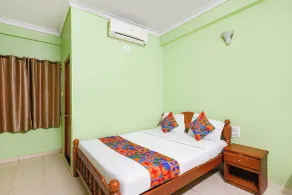 OYO 12024 Sree Nandanam Residency - Rom