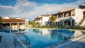 Goudelis Apartments - Pool