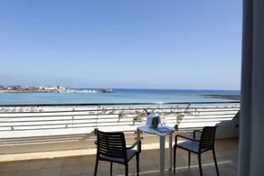 Hotel Geranios Suites & Spa - Vue de la chambre
