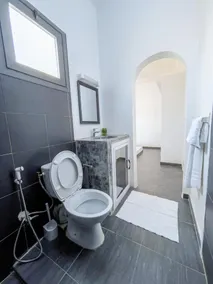 KAPINGA'S HOUSE - Bathroom