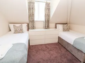 Livingstone House - Camera