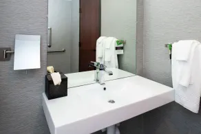 Joinery Hotel Pittsburgh, Curio Collection by Hilton - Salle de bain