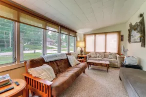 Cozy Fall Escape: Fire Pit, Bikes, & Pets OK! - Innenbereich