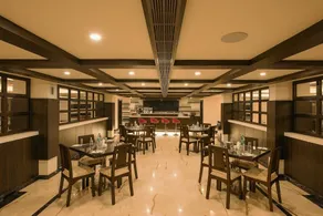 White Lotus Hotel - Restaurant