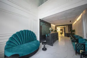Azen Lakeside Hotel & Travel - Receção