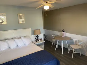Lake Norman Hotel - Zimmer