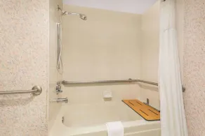 Ramada by Wyndham Kent Seattle Area - Salle de bain