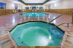 La Quinta Inn & Suites by Wyndham Floresville - Pool