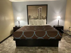 Super 8 by Wyndham Baltimore/Essex Area - Chambre