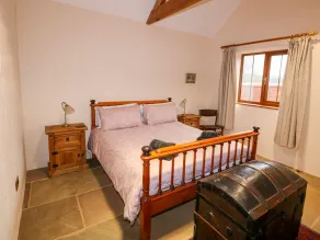 Honey Buzzard Barn - Room