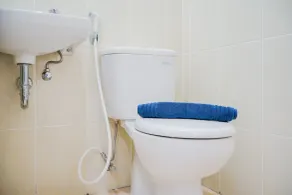 Simply and Homey 1BR Apartment at M Town Residence By Travelio - Bathroom