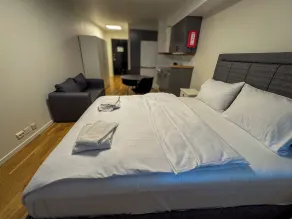 Injoy Hotel Elmia - Room