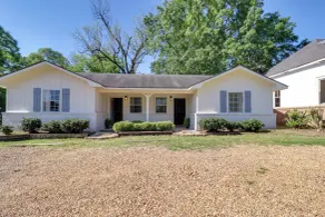 Walk to Dining & Shops: Dtwn Brookhaven Home! - Interiør