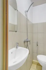 RedDoorz at Fortune Hotel Jalan Walanda Maramis Manado - Baño
