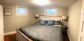 Charming Bungalow Next to UNC-FREE Cruiser Bikes! - Chambre