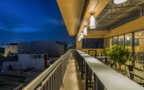 Cherry Hotel and Apartment - Restaurant