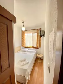 Uysal Pansiyon - Habitación