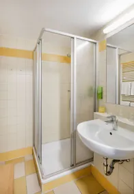 JUFA Hotel Vulkanland - Badeværelse