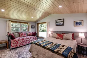 Making Lasting Memories While Enjoying This Unique Glamping Experience! - Room