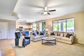 Private Pool & Hot Tub: Southeast Gilbert Home - Innvendig