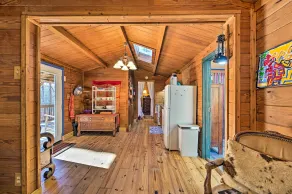 Rosman Vacation Rental w/ Charcoal Grill! - Interiör