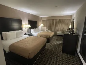 Quality Inn & Suites Cincinnati Downtown Area - Vue de la chambre