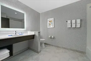 Holiday Inn Express & Suites Memorial – CityCentre by IHG - Salle de bain