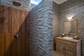 Puri Astina Villa - Baño