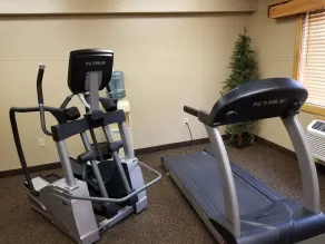 AmericInn by Wyndham Oswego - Salle de remise en forme