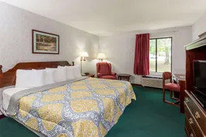 Days Inn by Wyndham Battlefield Rd/Hwy 65 - Chambre