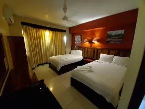 Caye Caulker Plaza Hotel - Room