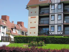 Lagrange Vacances Les Résidences à Villers-sur-Mer - Boendets fasad