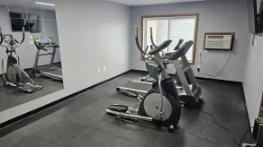 Super 8 by Wyndham Rapid City - Salle de remise en forme