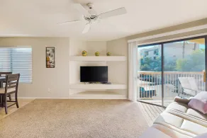 2BR Condo in Fountain Hills w/ Mountain Views - Interni