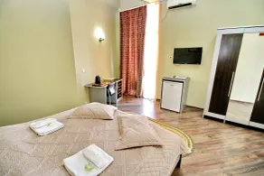 Irmeni Hotel - Zimmer