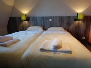 Brxxl 5 City Centre Hostel - Room