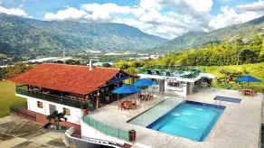 Mountain View - Piscina al aire libre