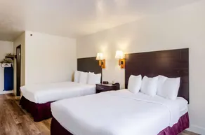 Americas Best Value Inn & Suites Ft Collins E at I-25 - Chambre