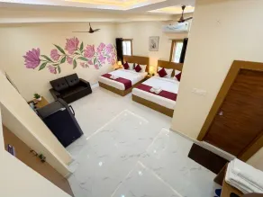 Jay & Jas Hotel - Camera