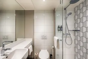 Premier Inn Heidelberg City Centre - Bathroom