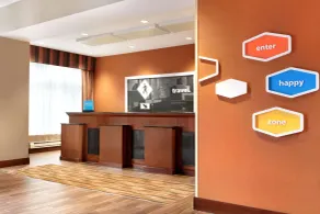 Hampton Inn New York - LaGuardia Airport - Réception